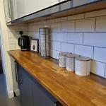 Spacious And Modern Town House Close To The District 度假居 巴罗弗内斯