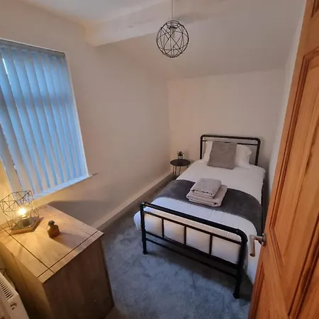 Holiday home Spacious And Modern Town House Close To The District