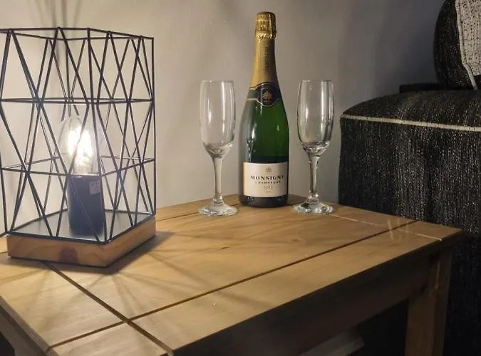 Spacious And Modern Town House Close To The District Casa de Férias Barrow-in-Furness